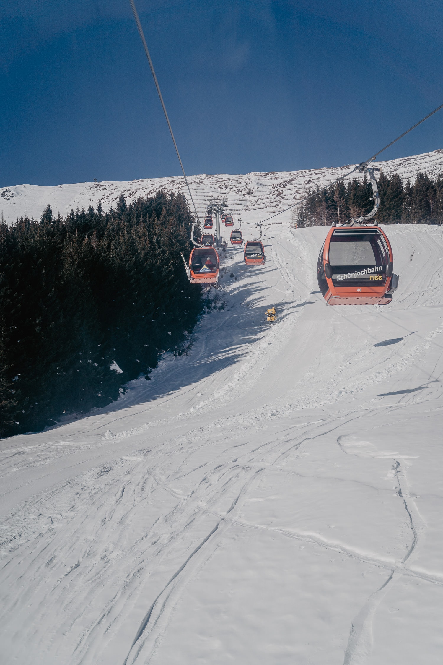 Hochzeitsfotograf Tirol Winterhochzeit Ski Elopement Serfaus Hochzeit Crystal Cube 10