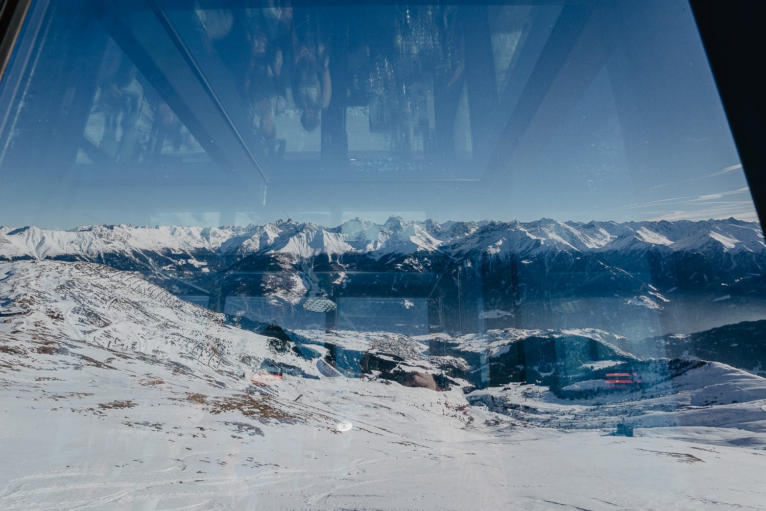 Hochzeitsfotograf Tirol Winterhochzeit Ski Elopement Serfaus Hochzeit Crystal Cube 21